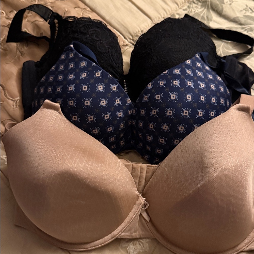 Black Lace Push-Up Bra - Women Intimates 3 for the price of one